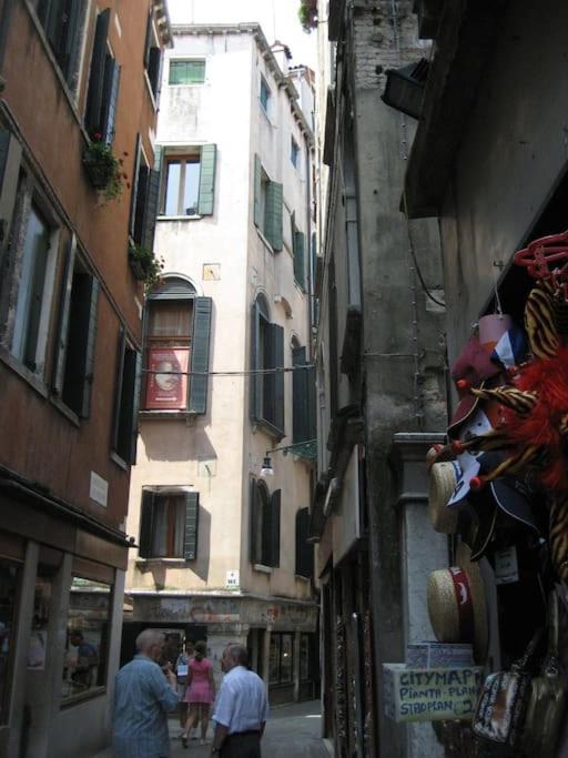 Ai Miracoli Apartment Benátky Exteriér fotografie